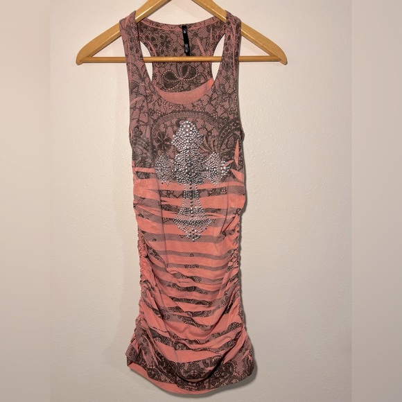 Love Culture Tank Top, M - Picture 2 of 5